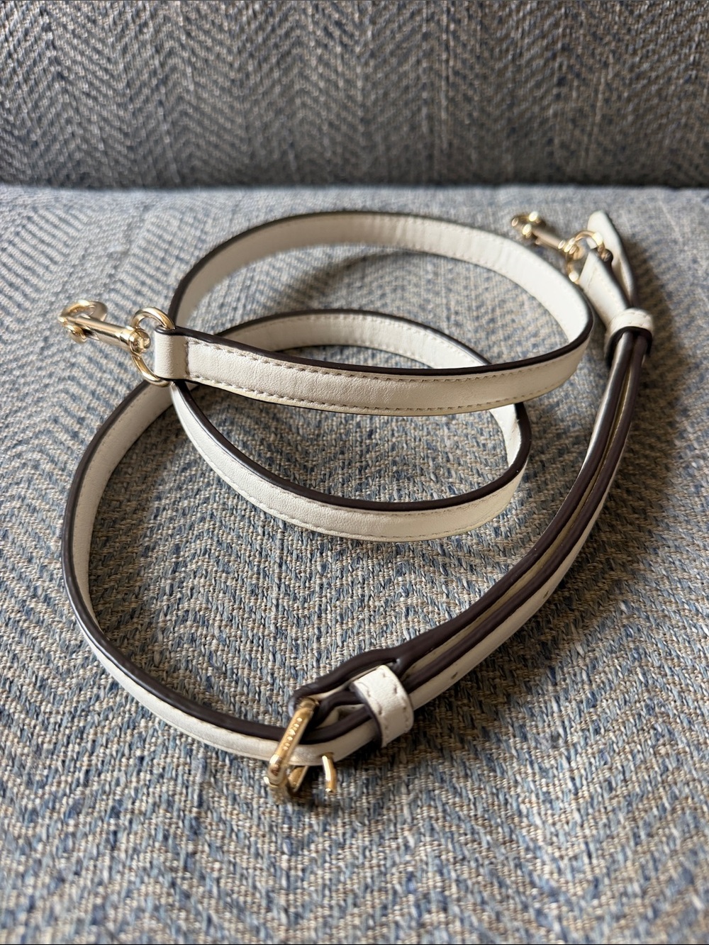 Coach White/Ivory Leather Replacement Strap with Gold Hardware - Picture 14 of 16